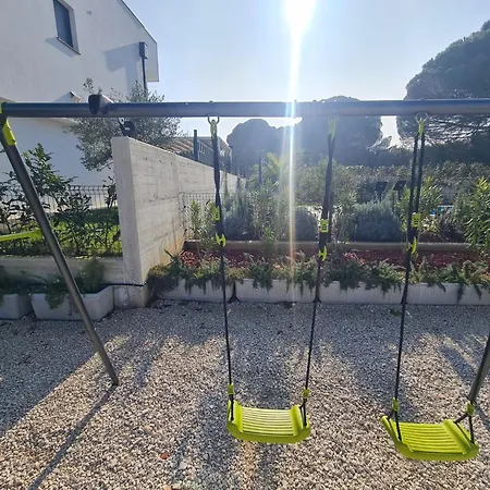 Pinia Villa Valbandon